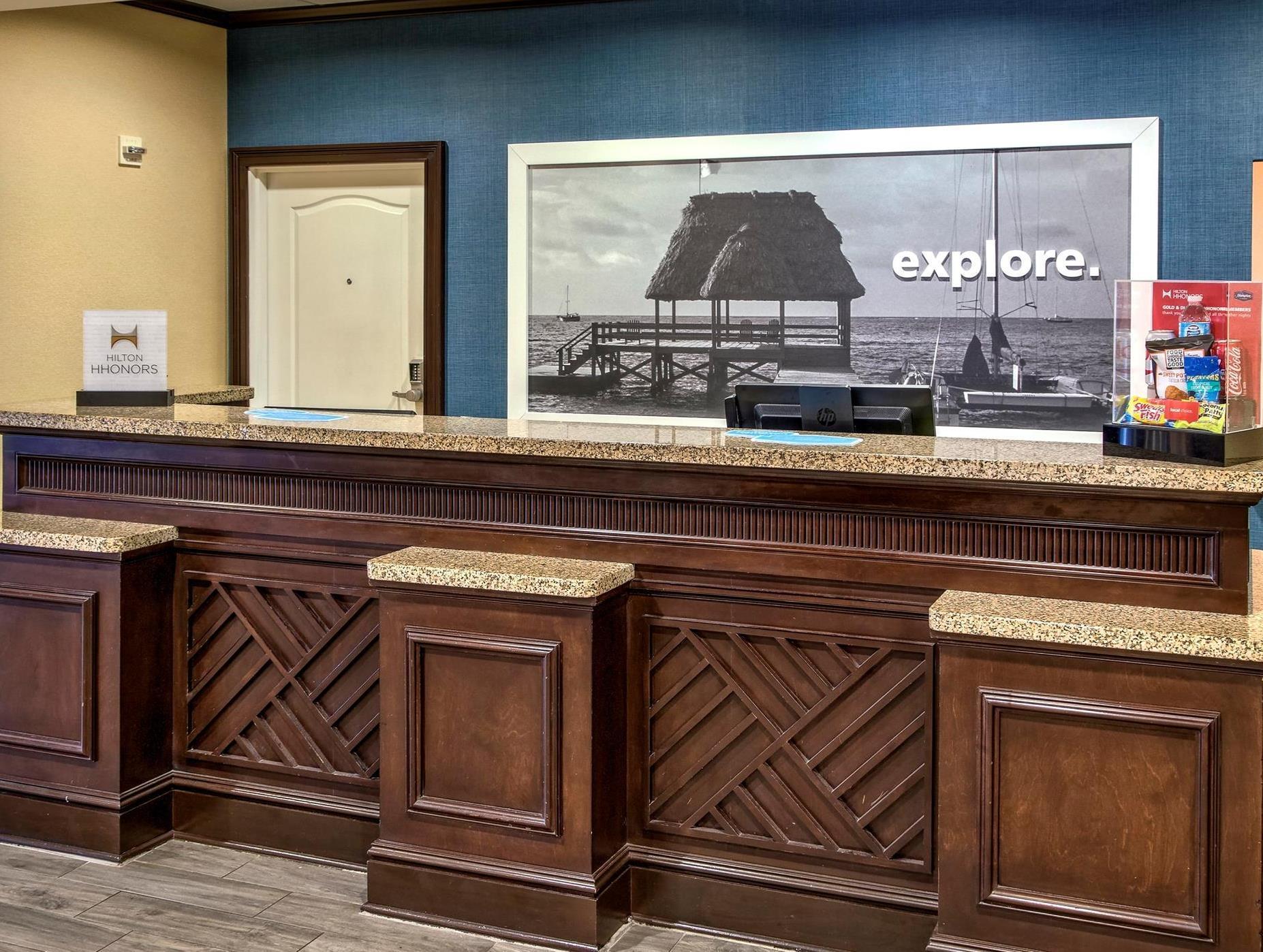 Hampton Inn & Suites Stuart-North Exteriör bild