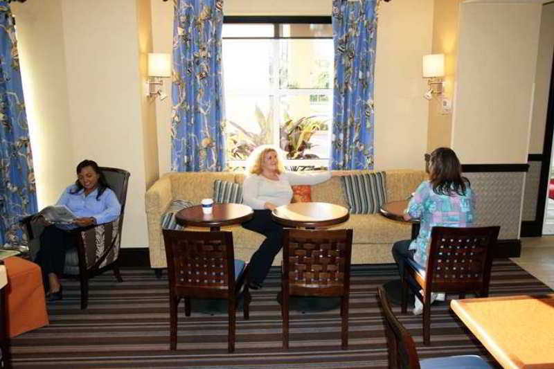 Hampton Inn & Suites Stuart-North Inreriör bild